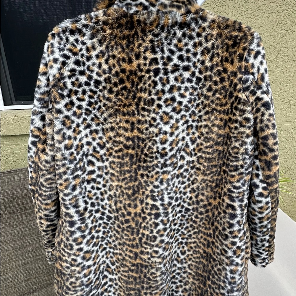 Hot Topic Leopard Print Teddy Jacket - Picture 2 of 5